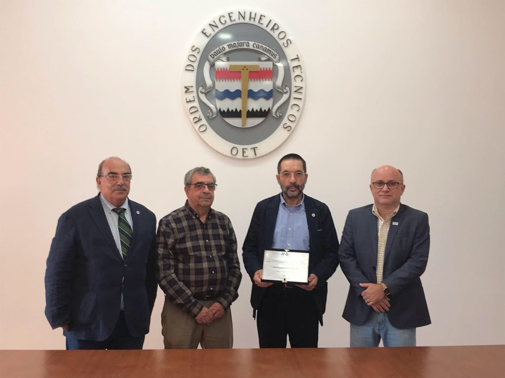 ANEST homenageia a OET ANEST homenageia a OET